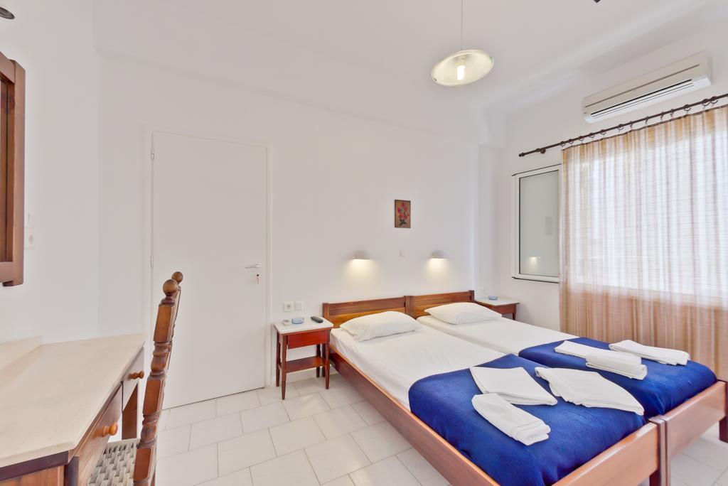 Paris Rooms Antiparos Room photo